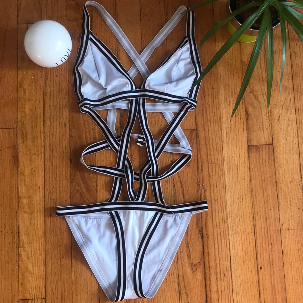 Swimwear bathing suit